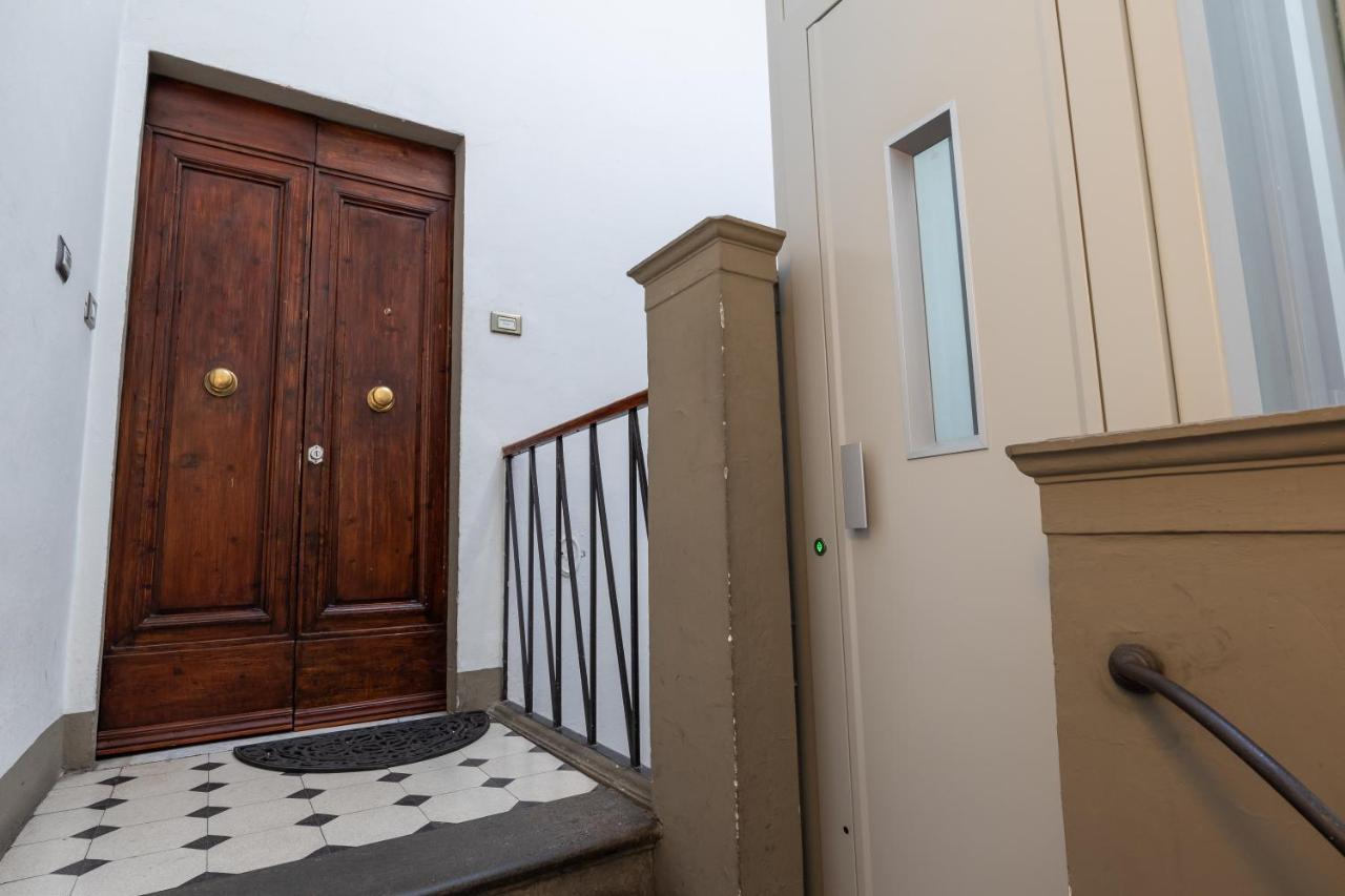 B&B Giorni Dipinti Φλωρεντία Εξωτερικό φωτογραφία